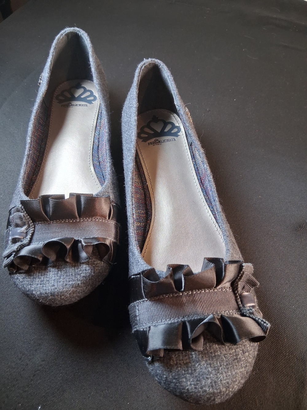 Fergalicious Gray Wool Ruffle Ballet Flats